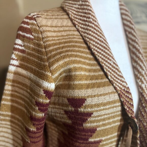 Western Cardigan Sweater Size Small Excellent Condition!! - Picture 4 of 5